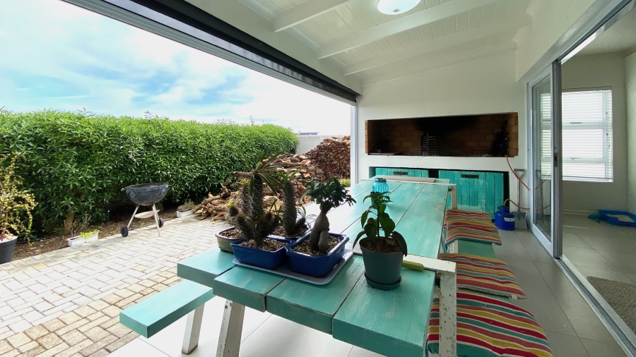 4 Bedroom Property for Sale in Dwarskersbos Western Cape